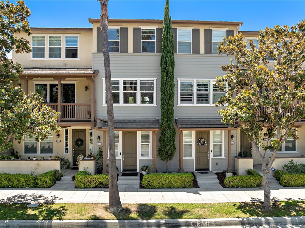 806 E Prommenade C, Azusa, CA 91702 — photo 1