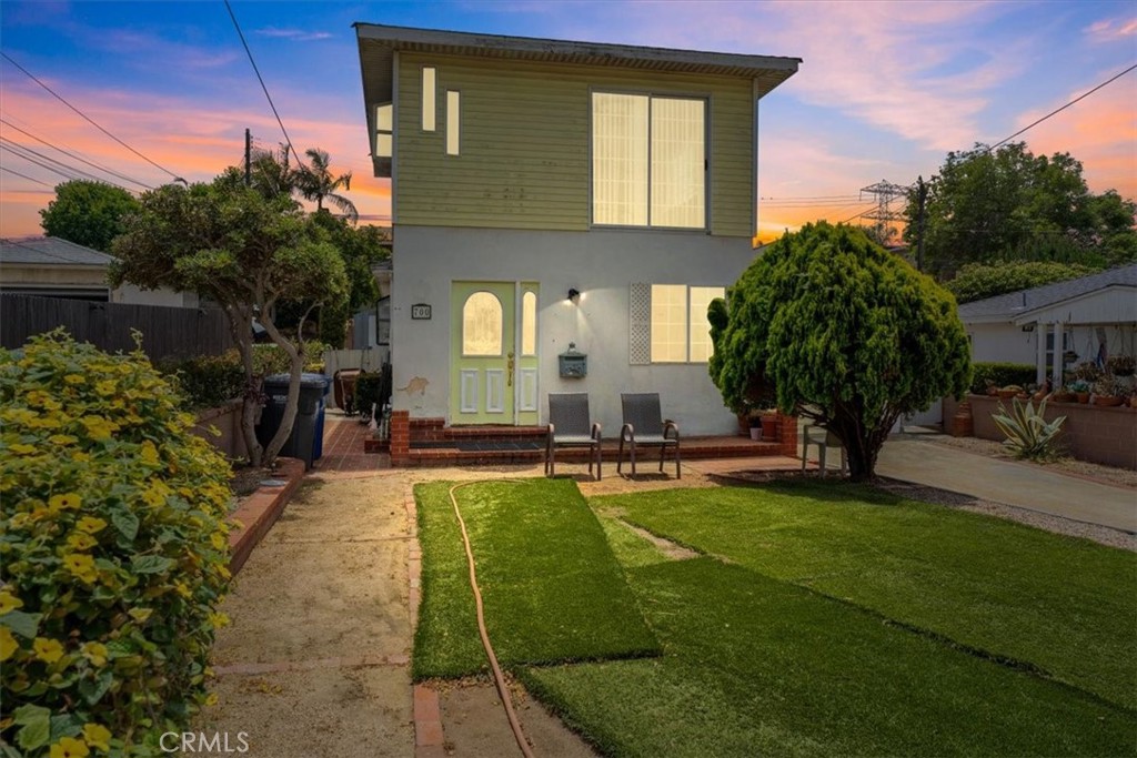 700 W Palm Avenue, El Segundo, CA 90245 — photo 1