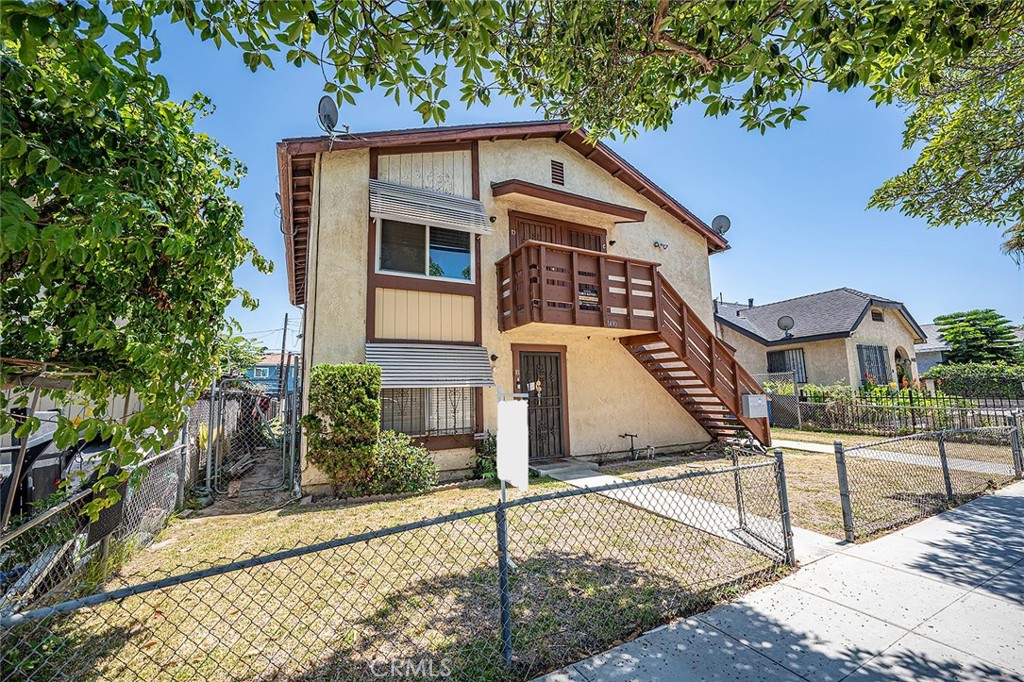 1490 Gundry, Long Beach, CA 90813 — photo 1