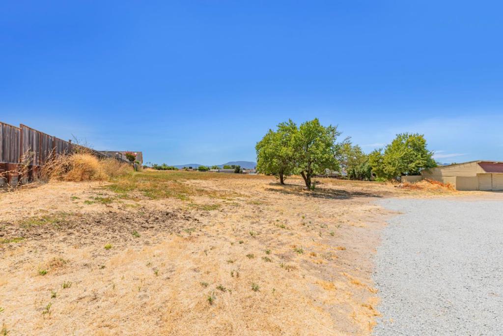 1573 Valley View Road