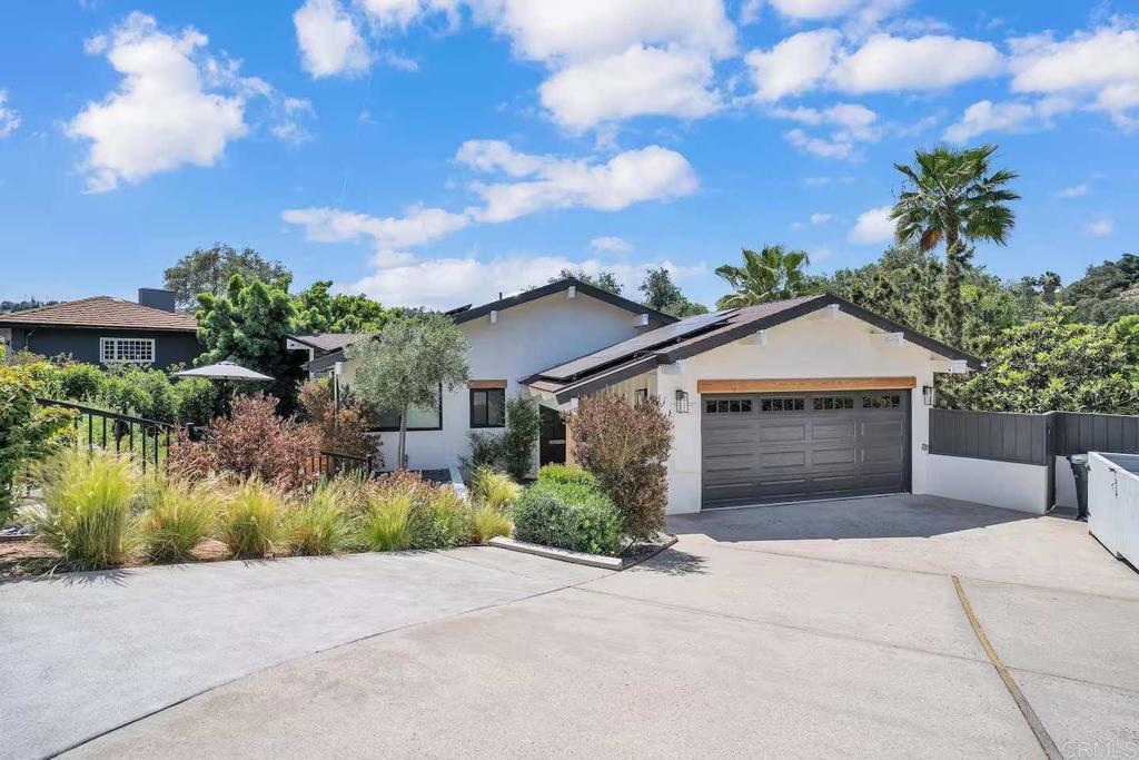 3550 Laketree Drive, Fallbrook, CA 92028 — photo 1