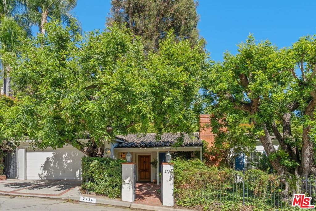 2736 Outpost Drive, Los Angeles, CA 90068 — photo 1