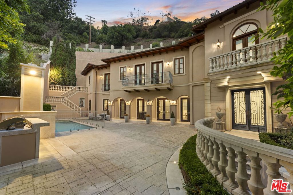 1465 N Robmar Drive, Beverly Hills, CA 90210 — photo 1