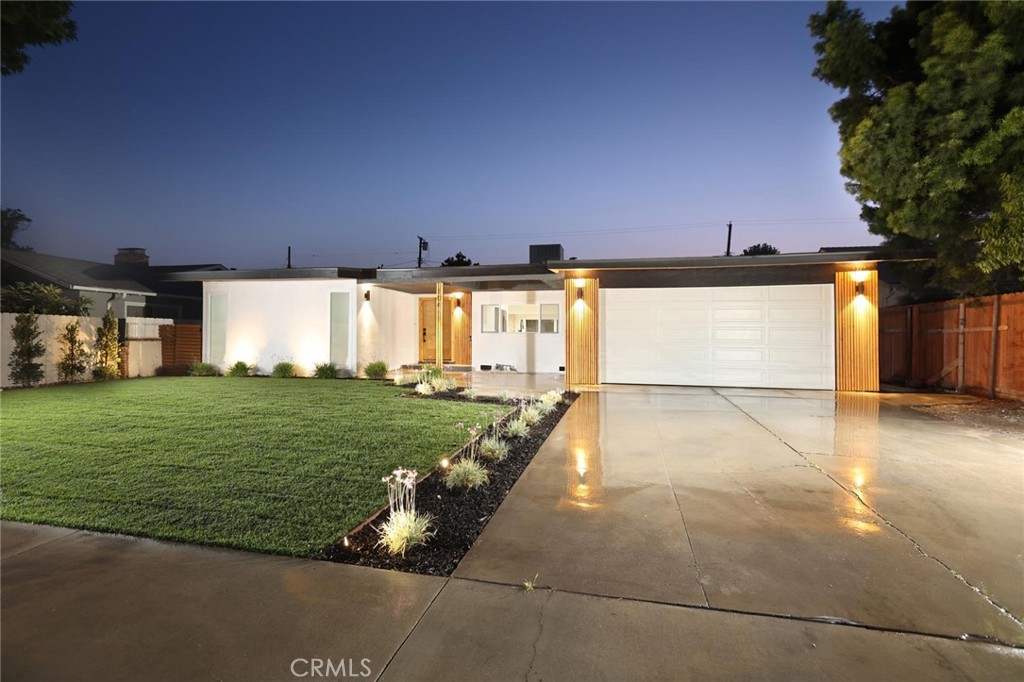 10415 Bevis Avenue, San Fernando, CA 91345 — photo 1