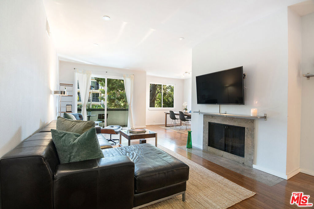 306 Bora Bora Way 202, Marina Del Rey, CA 90292 — photo 1