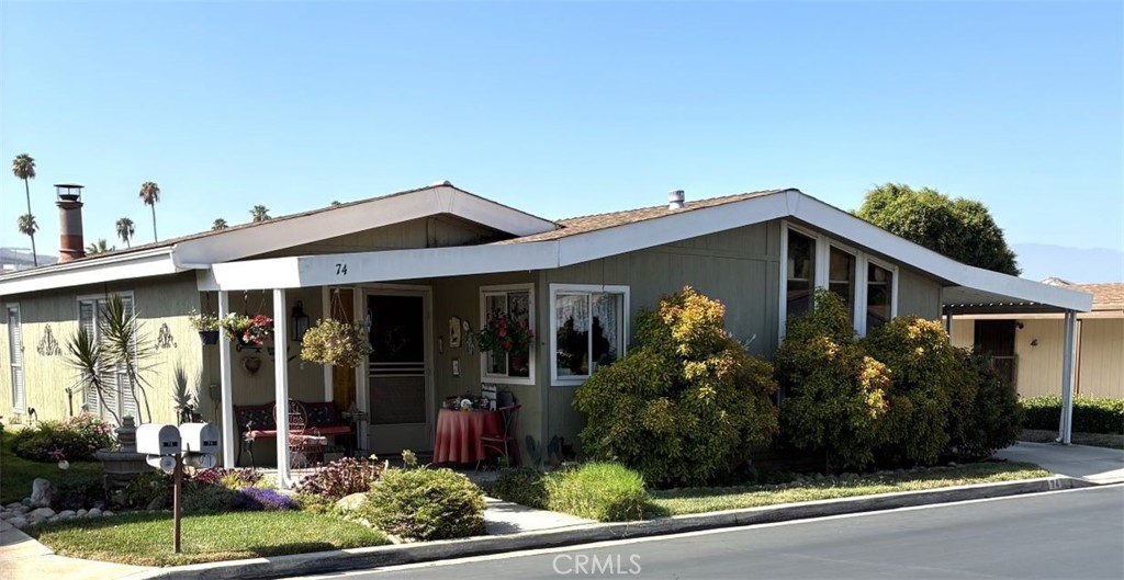13381 Magnolia Avenue 74