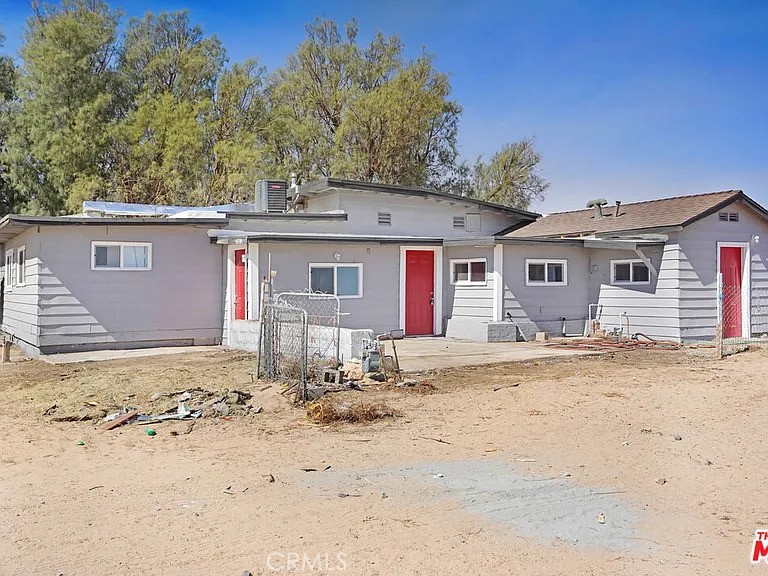 25372 Agate, Barstow, CA 92311 — photo 1