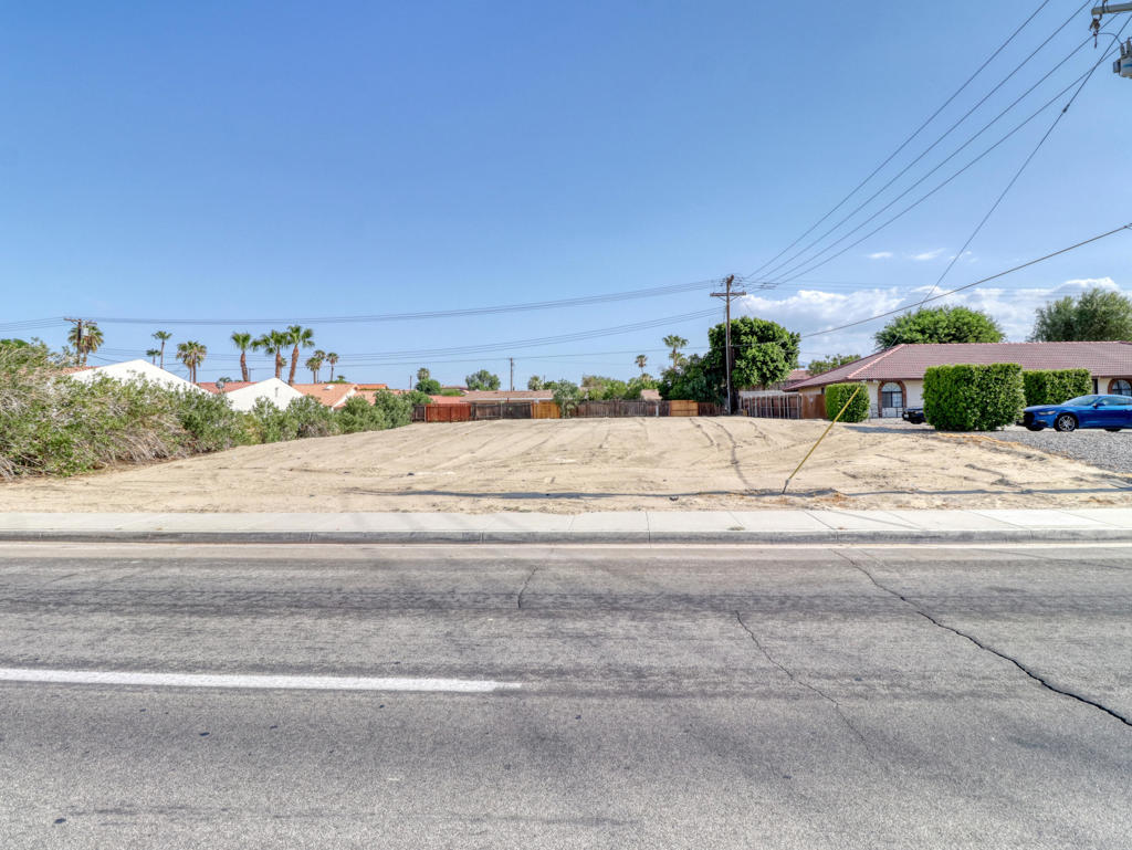 , Avenue 42, Bermuda Dunes, CA 92203 — photo 1