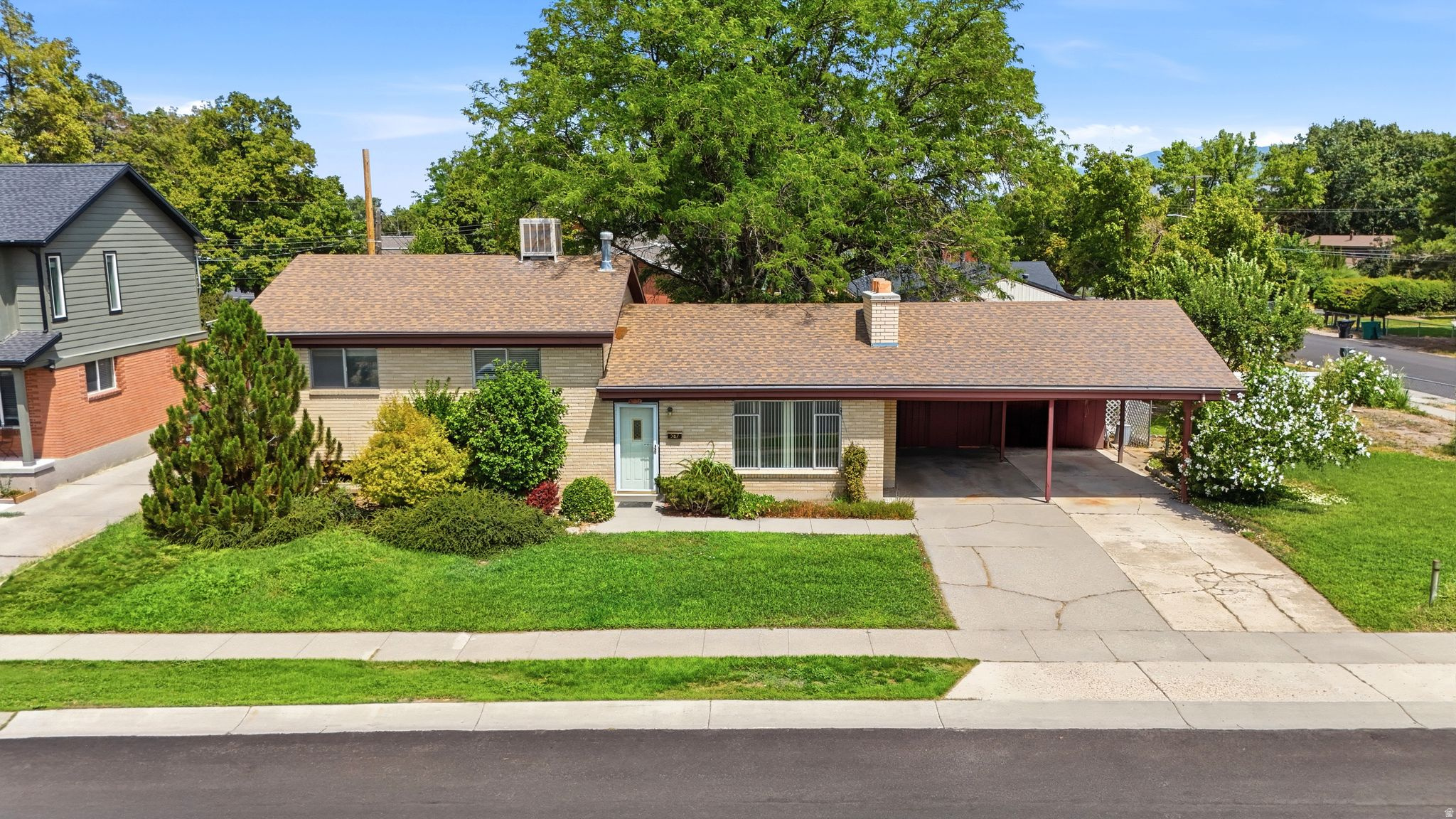 587  JULEP DR, Salt Lake City, UT 84107 — photo 1