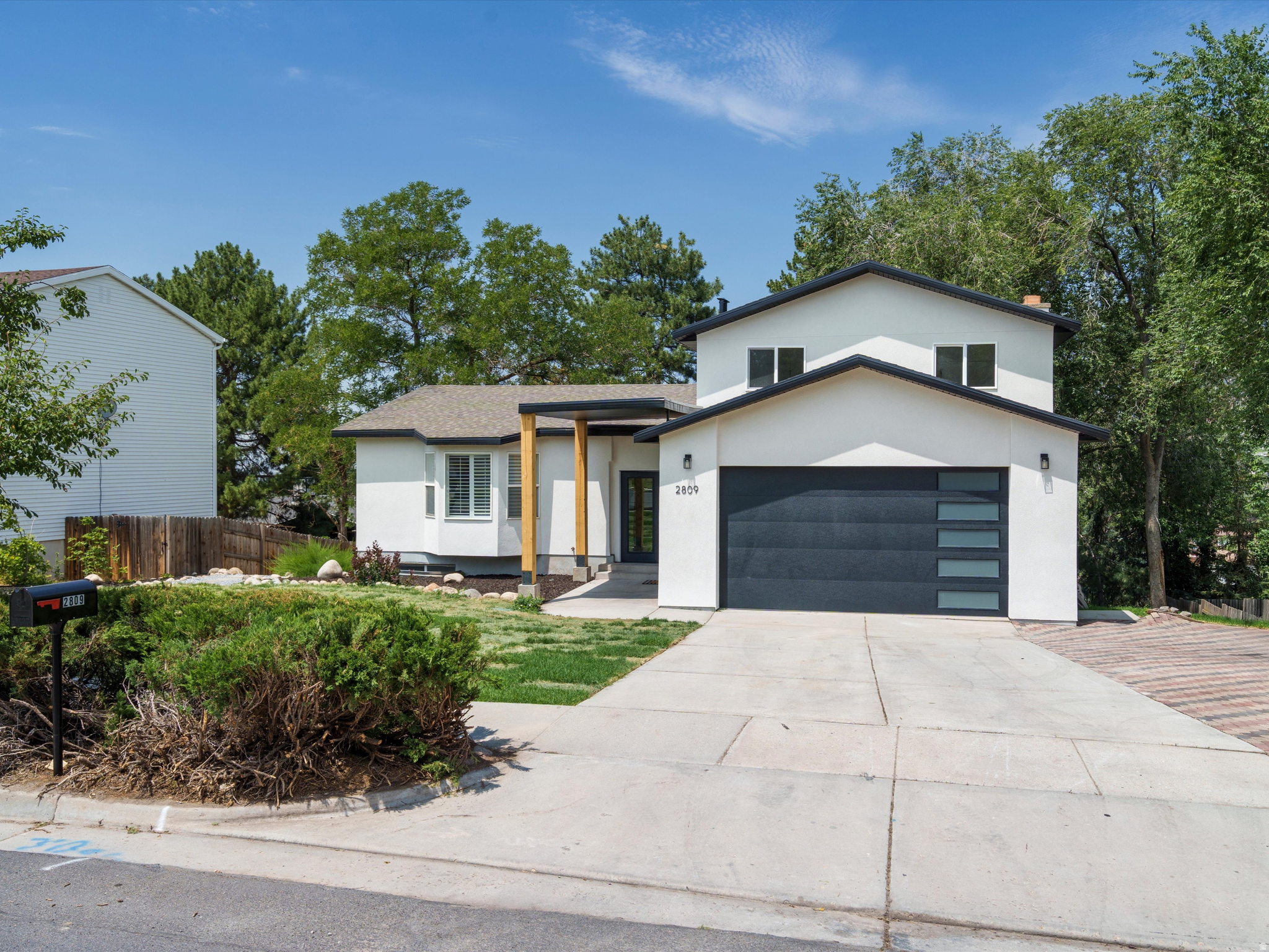 2809  WILLOW HILLS DR, Sandy, UT 84093 — photo 1
