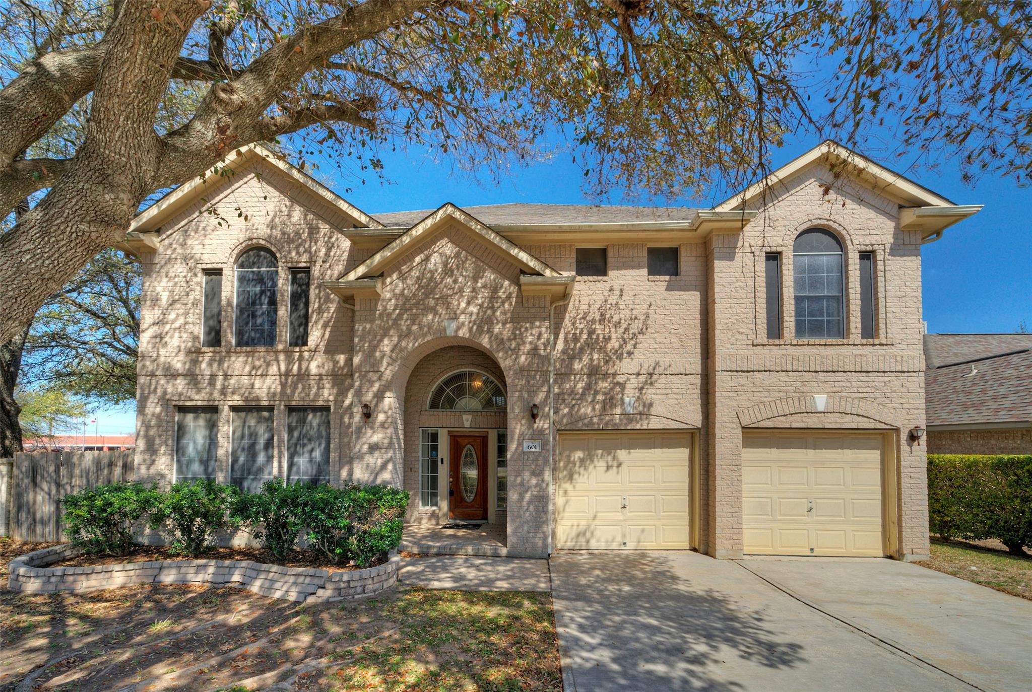 601 Indian Run, Pflugerville, TX 78660 — photo 1