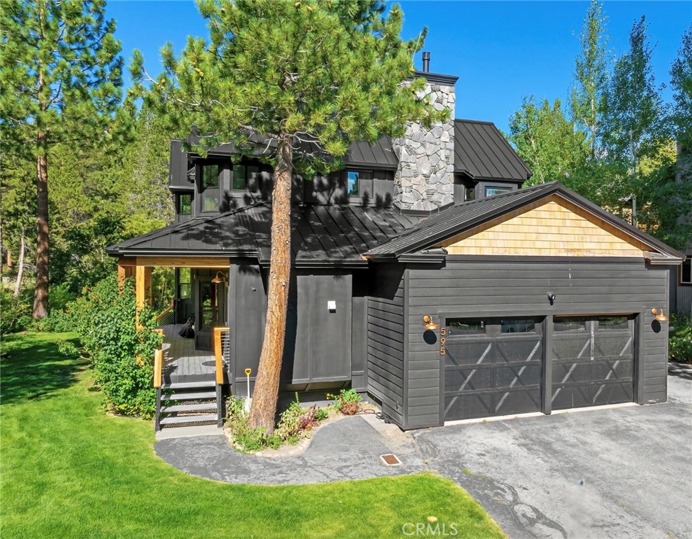 595 N Waterford Avenue, Mammoth Lakes, CA 93546 — photo 1