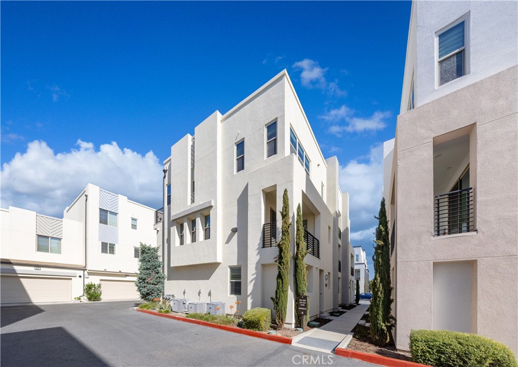 222 Harringay, Irvine, CA 92618 — photo 1