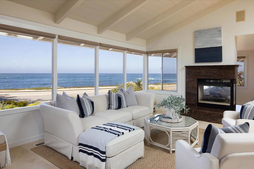 1209 Ocean View Boulevard, Pacific Grove, CA 93950 — photo 1
