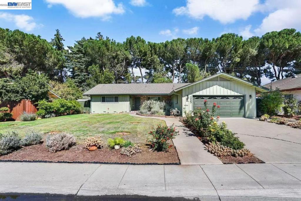 2465 W Benjamin Holt Dr, Stockton, CA 95207 — photo 1