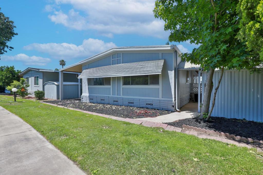 19690 N Hwy 99 121, Acampo, CA 95220 — photo 1