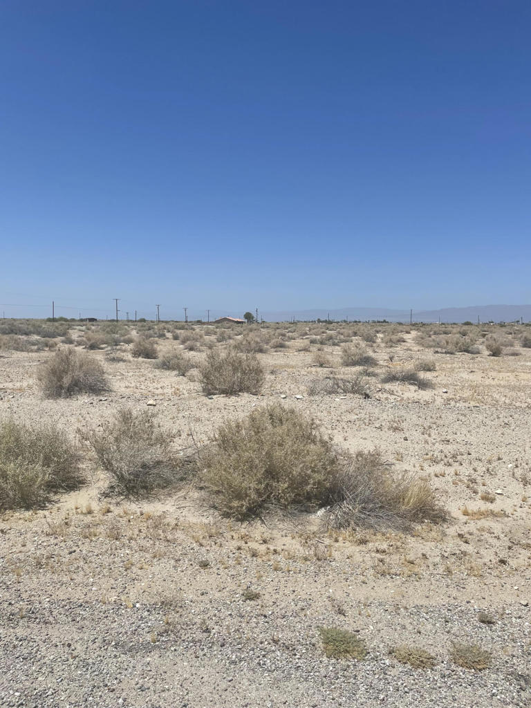 2444 Sea Shore Avenue, Thermal, CA 92274 — photo 1
