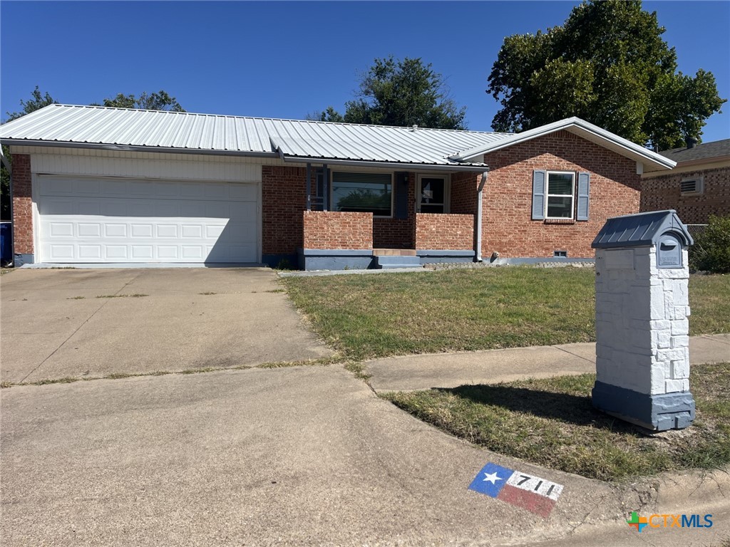 711 S 25th Street, Copperas Cove, TX 76522 — photo 1