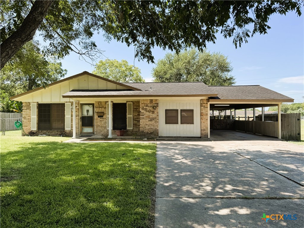 1505 E Polk Avenue, Victoria, TX 77901 — photo 1