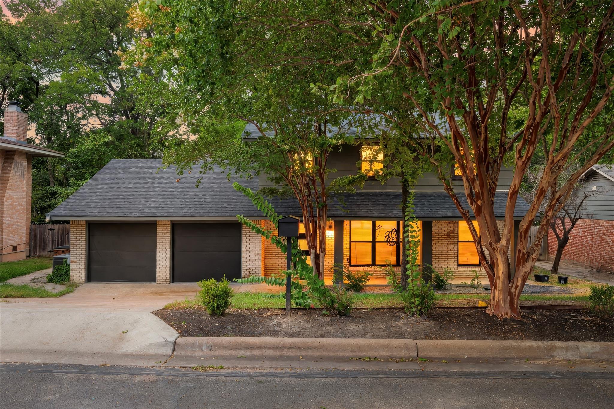 7019 Creighton, Austin, TX 78723 — photo 1