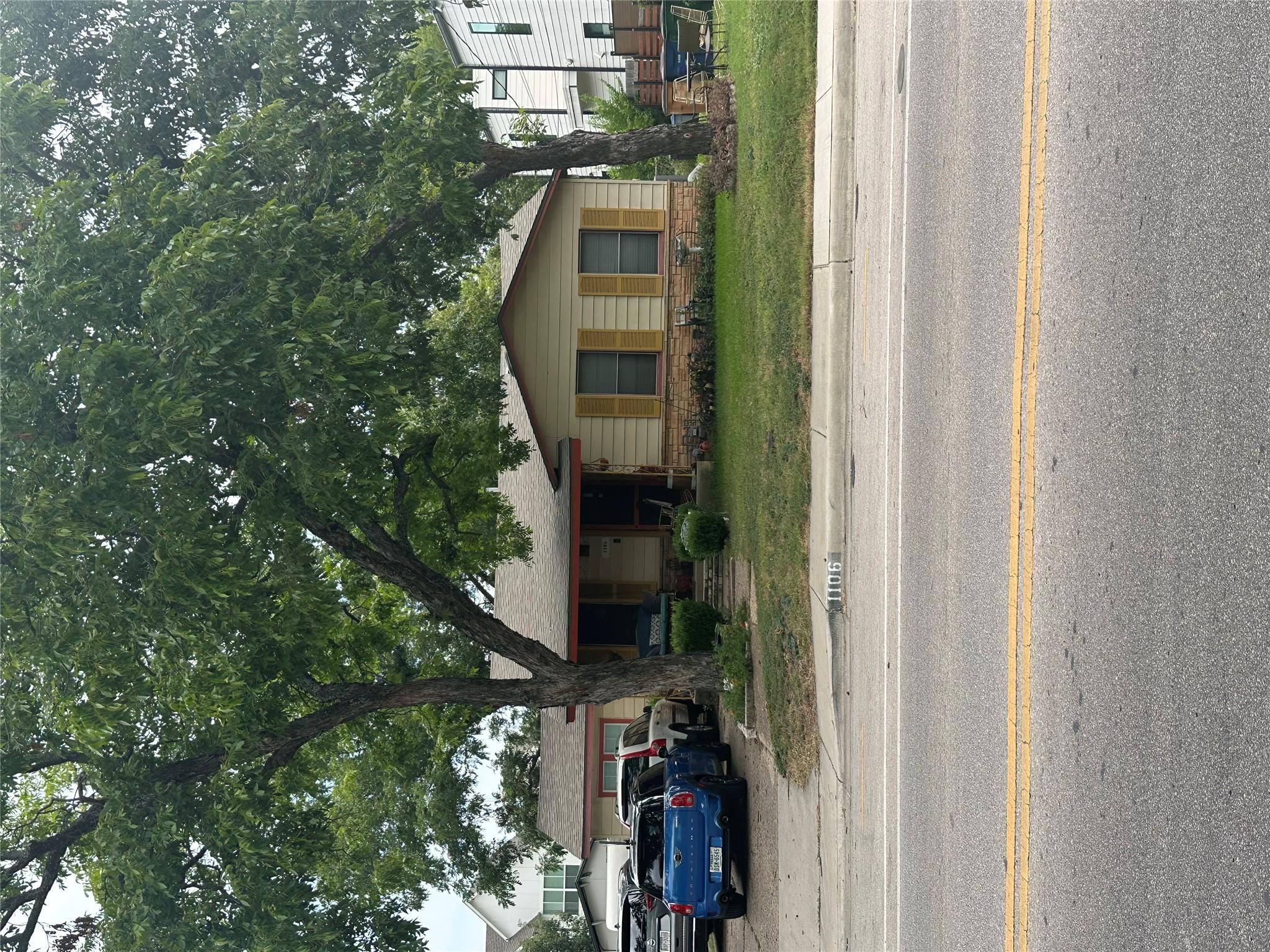 1106 Justin, Austin, TX 78757 — photo 1