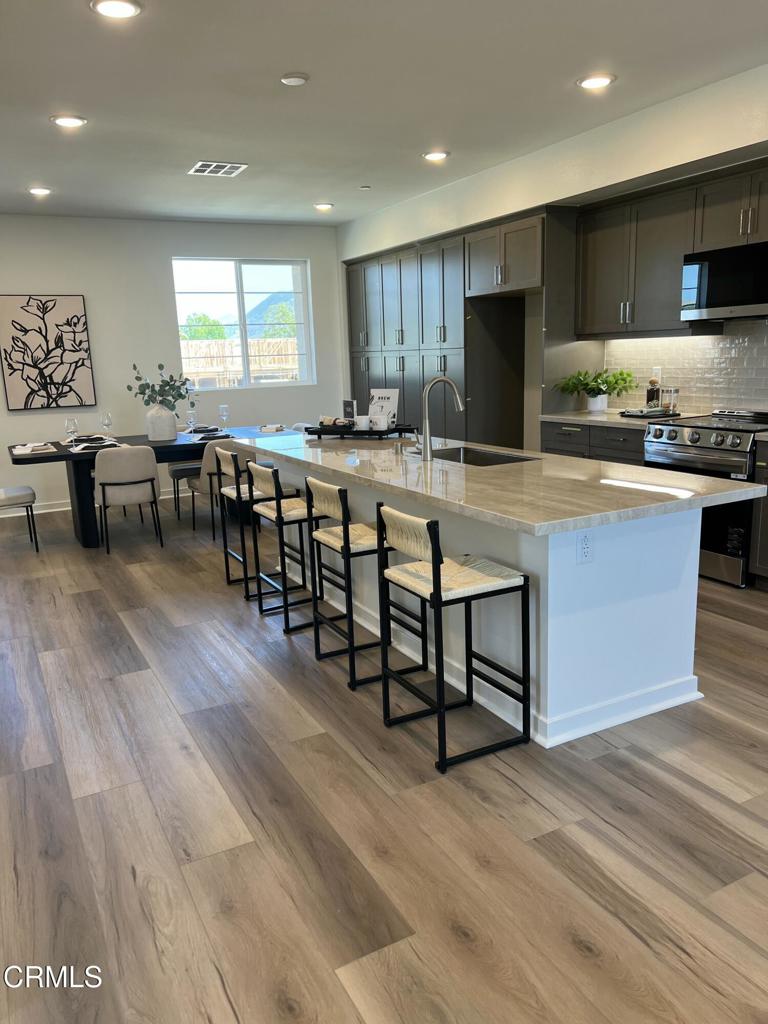 533 Via Vallarta, Camarillo, CA 93012 — photo 1