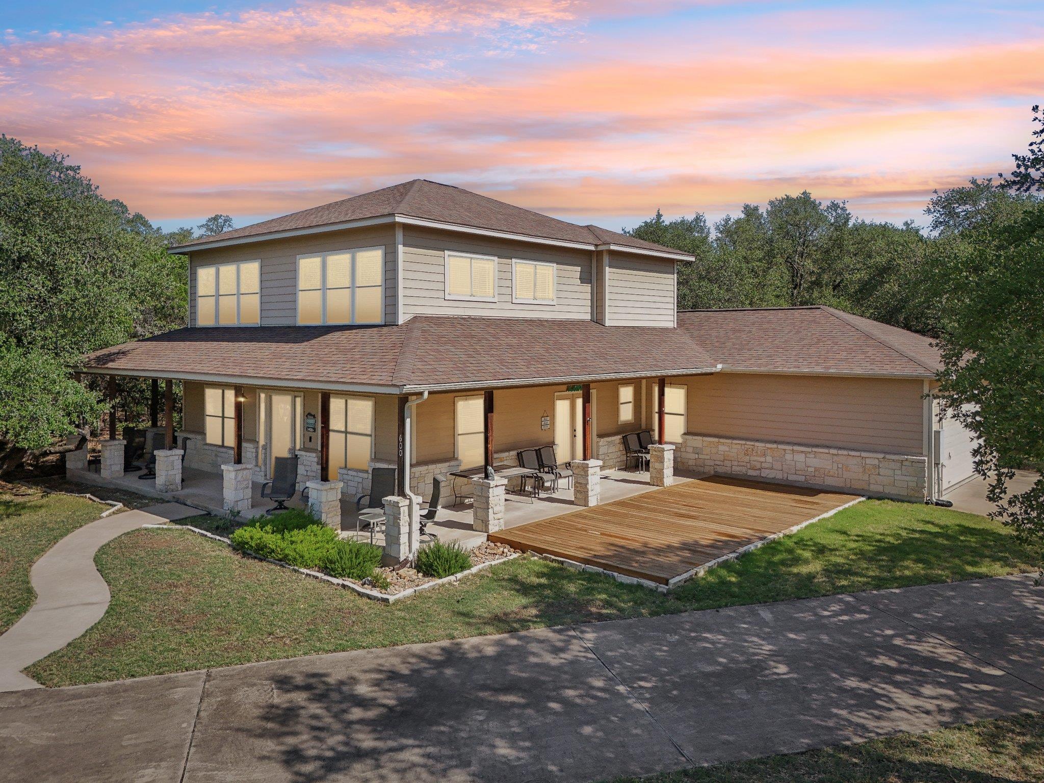 600 Augusta, Point Venture, TX 78645 — photo 1