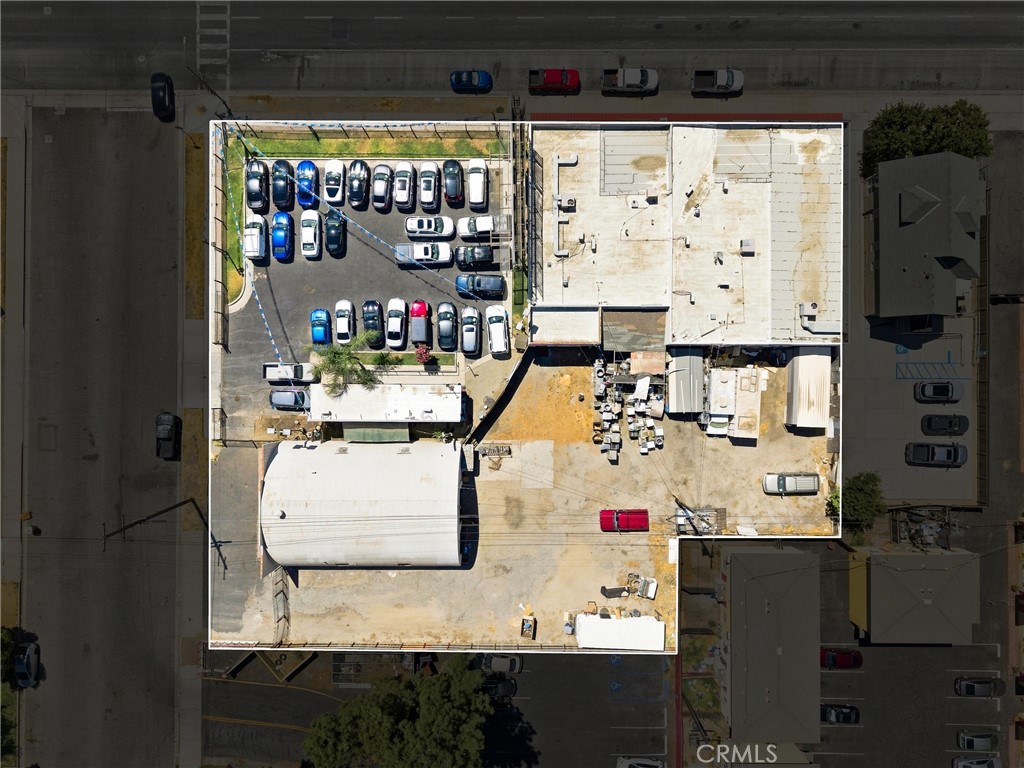 1440 2nd, Bakersfield, CA 93304 — photo 1
