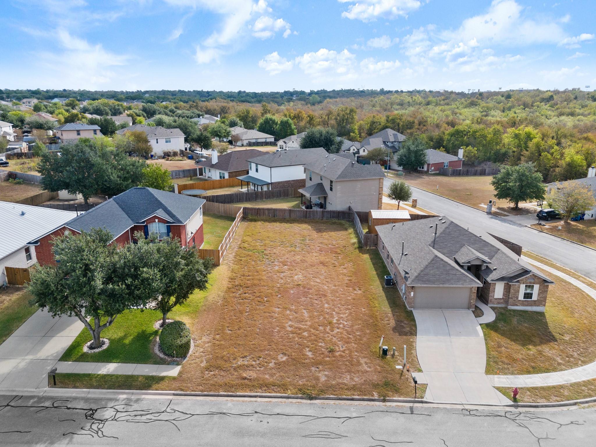 406 Gettysburg, Elgin, TX 78621 — photo 1