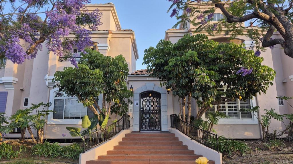 1441 Robinson Ave, San Diego, CA 92103 — photo 1