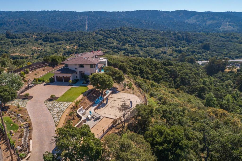 465 W Maple Way, Woodside, CA 94062 — photo 1
