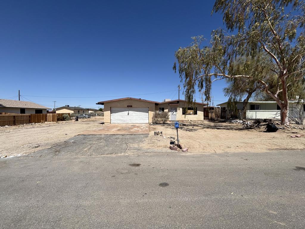 6943 Roberts Avenue, 29 Palms, CA 92277 — photo 1