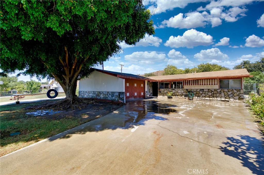 2219 Concord Avenue, Pomona, CA 91768 — photo 1