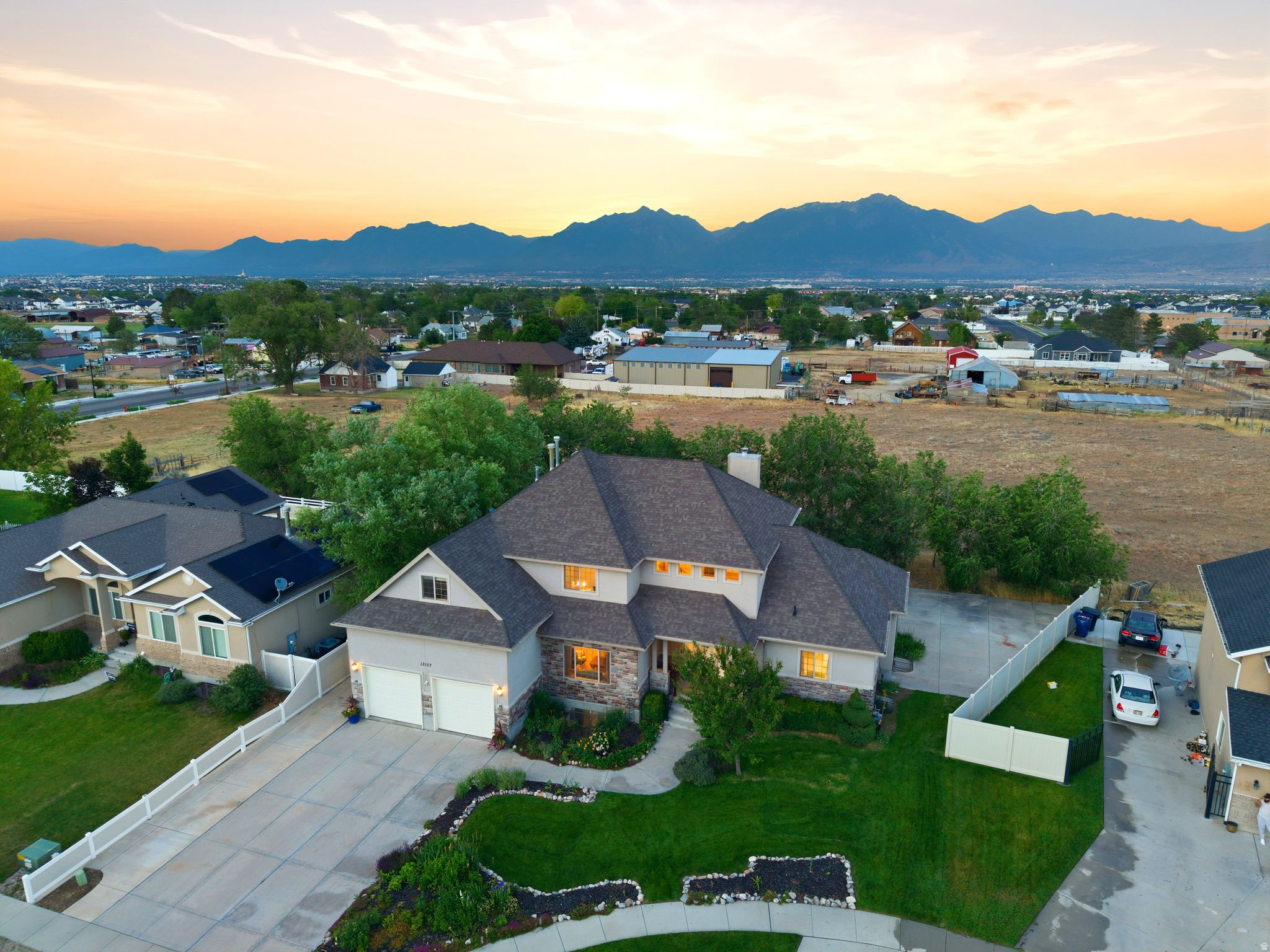 13157 S DILLAN CIR, Herriman, UT 84096 — photo 1
