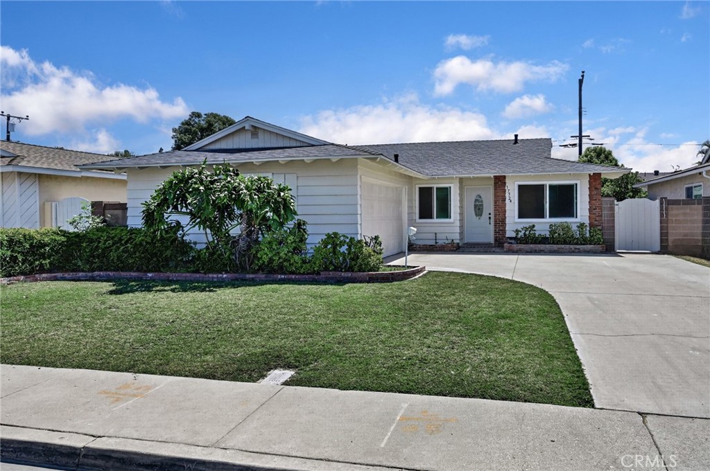 17524 Thornlake Ave, Artesia, CA 90701 — photo 1