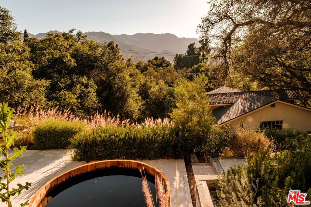 21717 Encina Road, Topanga, CA 90290 — photo 1