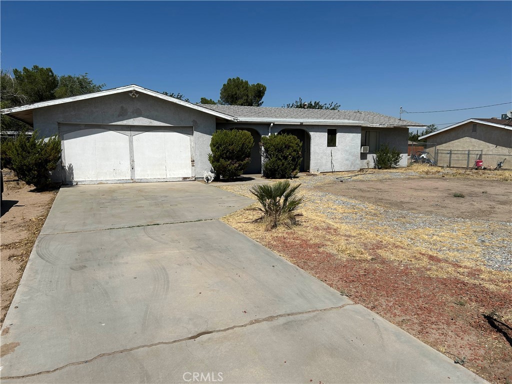 9922 Victor Avenue, Hesperia, CA 92345 — photo 1