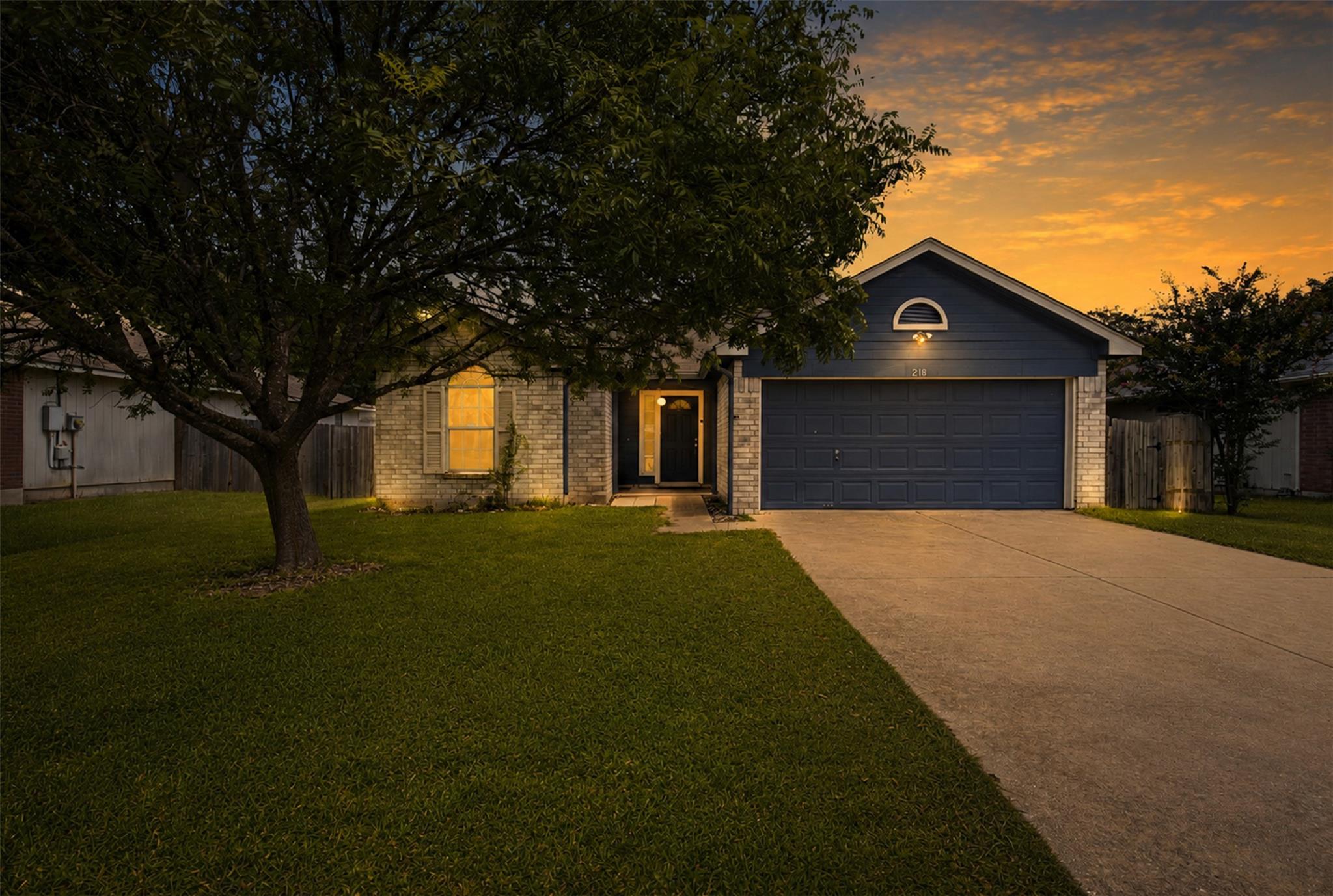 218 Juniper, Georgetown, TX 78626 — photo 1