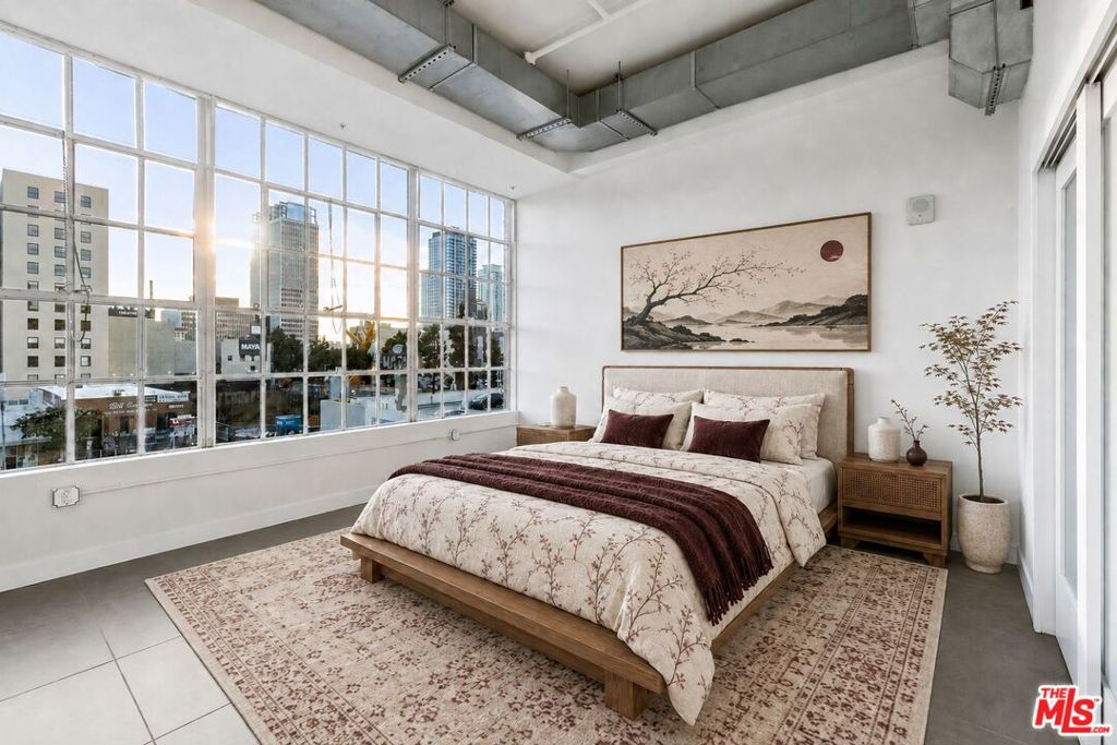 939 S Broadway 308, Los Angeles, CA 90015 — photo 1