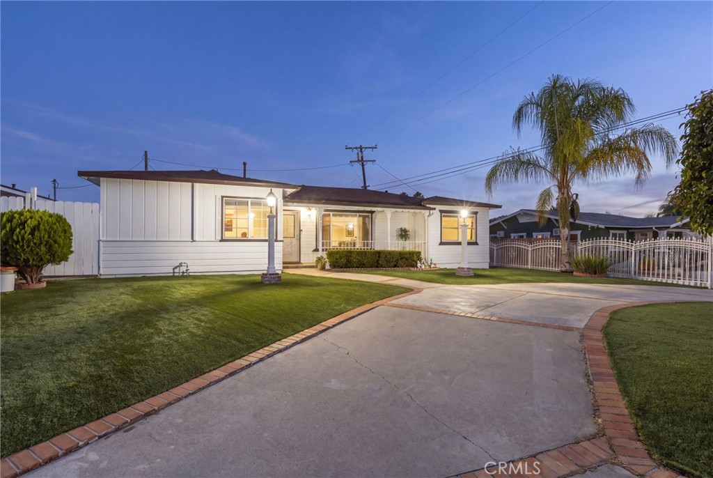 14502 Broadway, Whittier, CA 90604 — photo 1