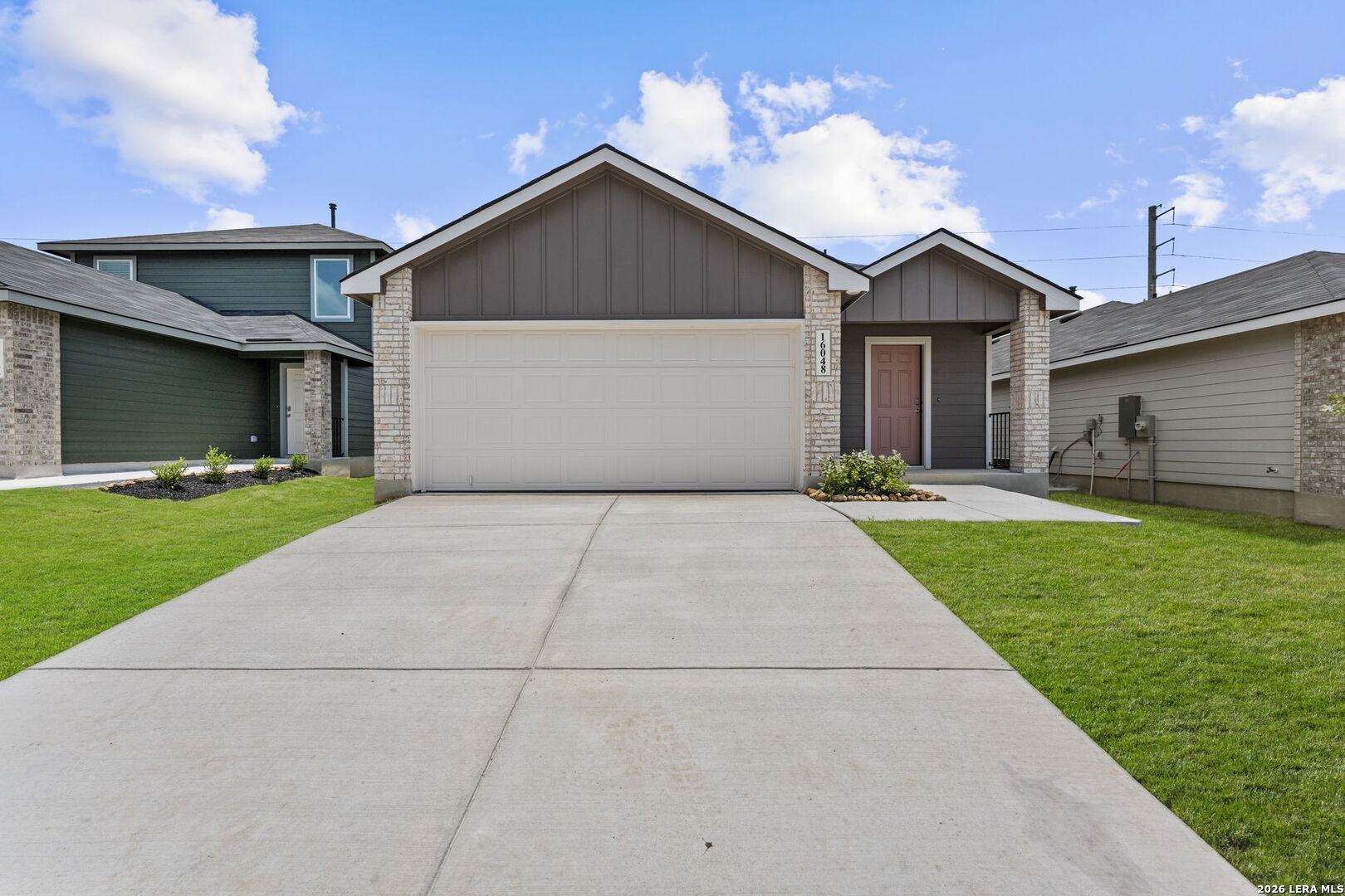 16048 Mahogany Way, Elmendorf, TX 78112 — photo 1
