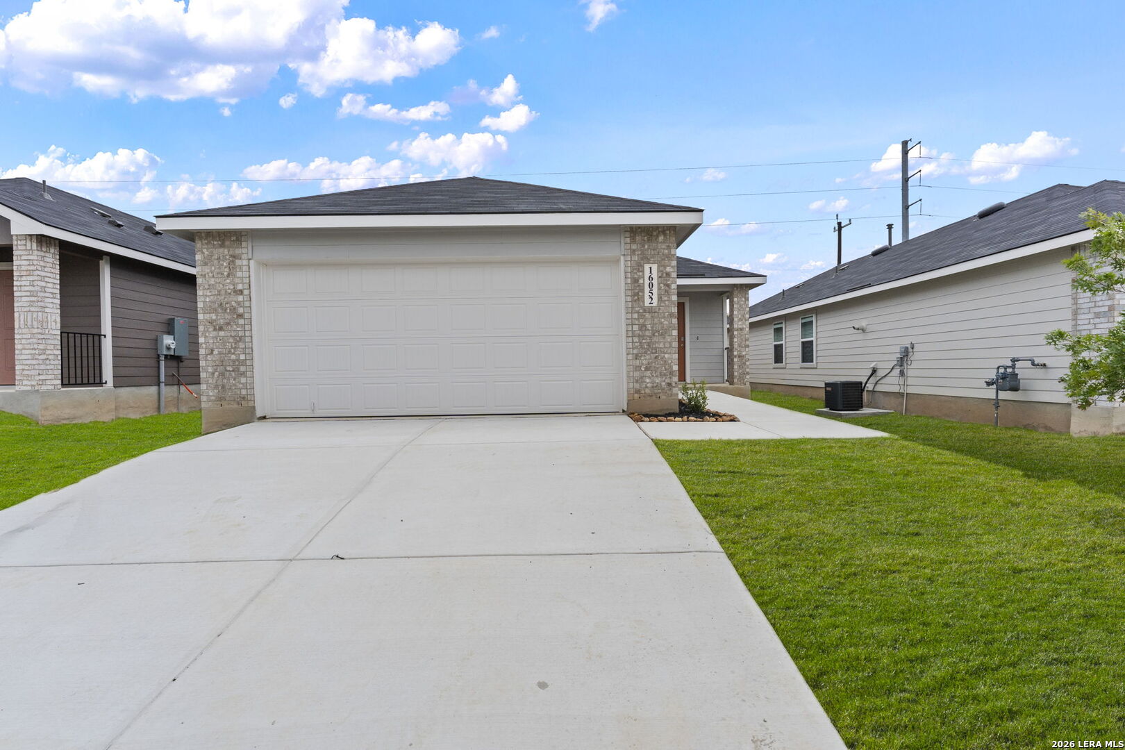 16052 Mahogany Way, Elmendorf, TX 78112 — photo 1