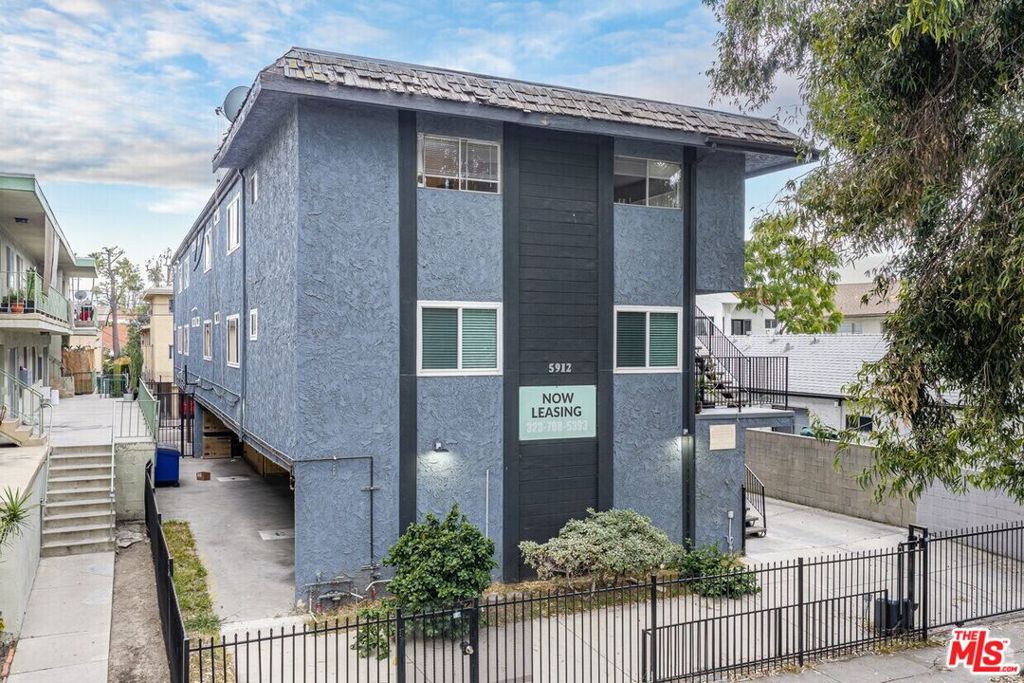 5912 Willoughby Avenue, Los Angeles, CA 90038 — photo 1