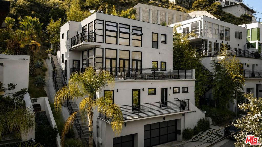 1929 N CURSON Place, Los Angeles, CA 90046 — photo 1