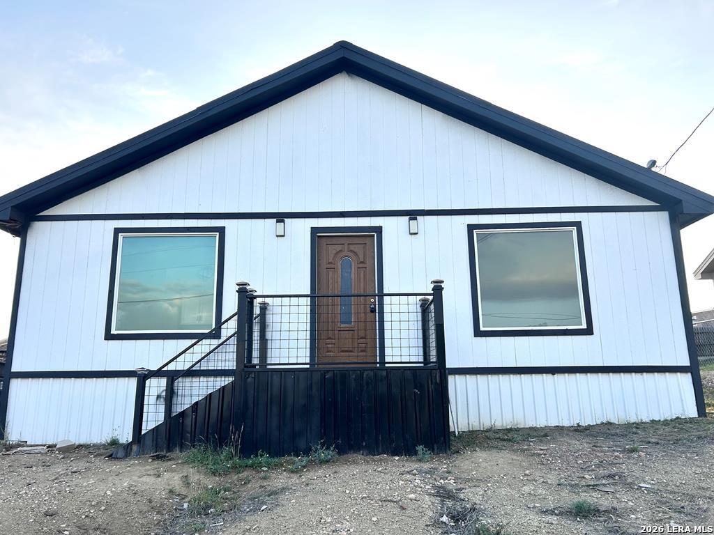 99 S Park st, Eagle Pass, TX 78852 — photo 1