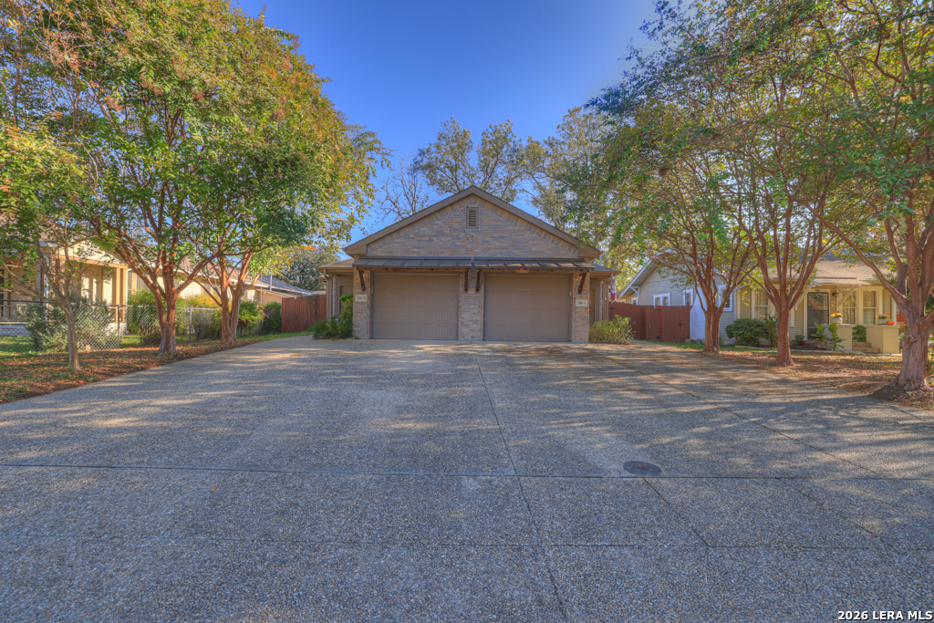 388 Faust, , 78130 — photo 1