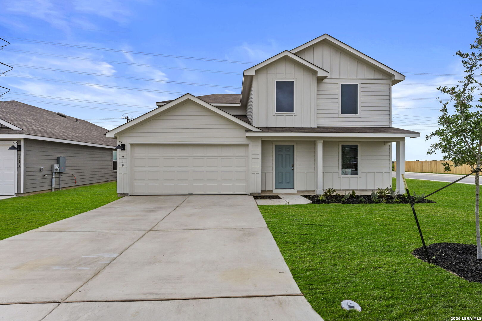 919 Prince Albert, Seguin, TX 78155 — photo 1