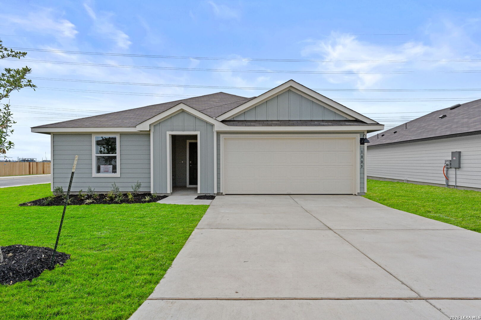 1005 Prince Albert, Seguin, TX 78155 — photo 1