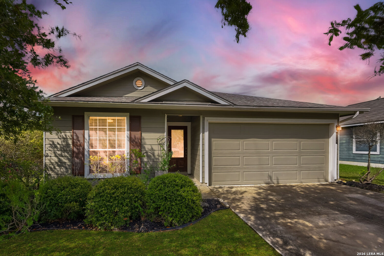 2240 Stoneleigh, New Braunfels, TX 78130 — photo 1