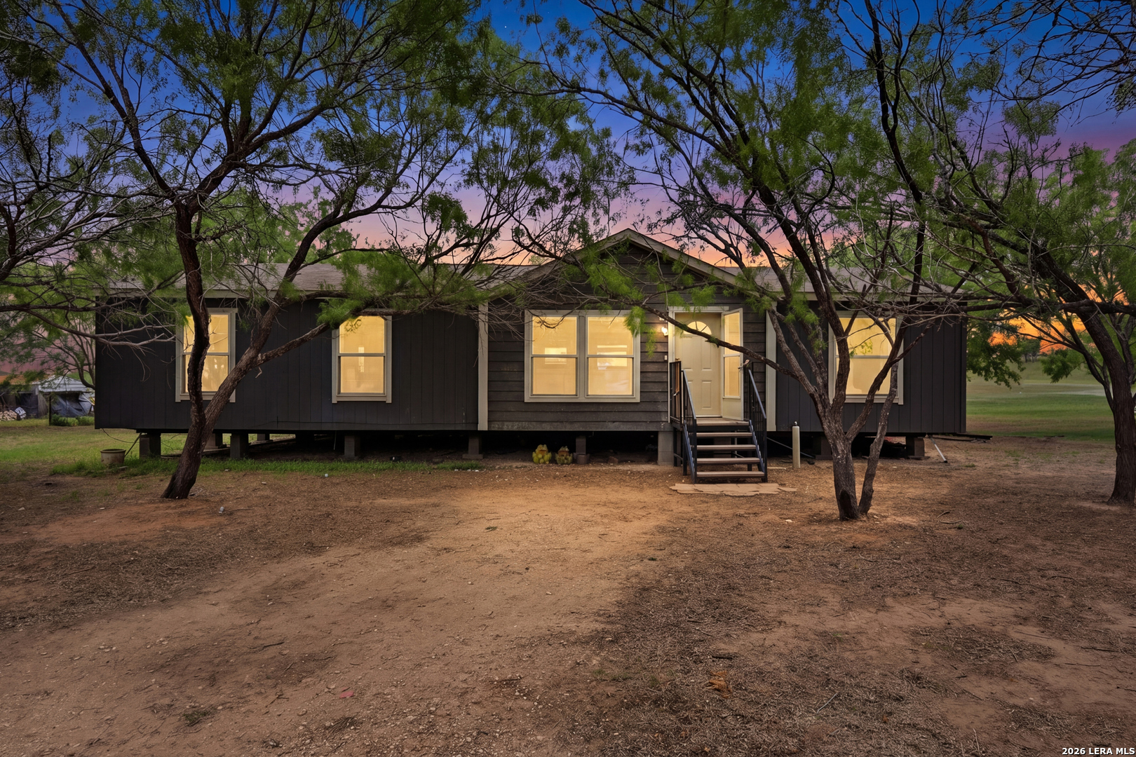 119 Avery Dr, Somerset, TX 78069 — photo 1